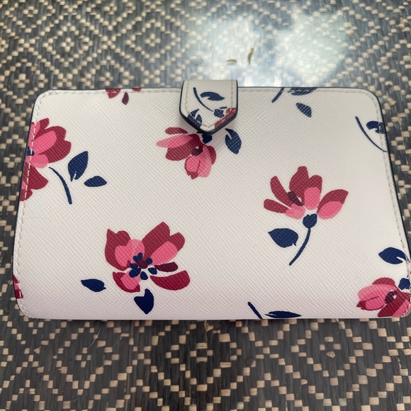 Kate Spade Staci tea garden satchel with matching wallet - Picture 4 of 10